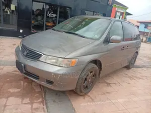 Honda Odyssey 2000 Gray