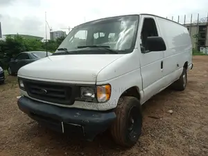 Ford Econoline 2003 White