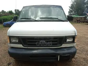 Ford Econoline 2003 White