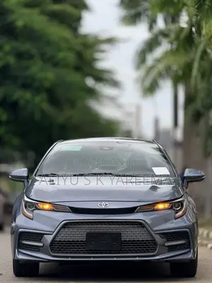 Toyota Corolla SE (1.8L 4cyl 6M) 2019 Blue