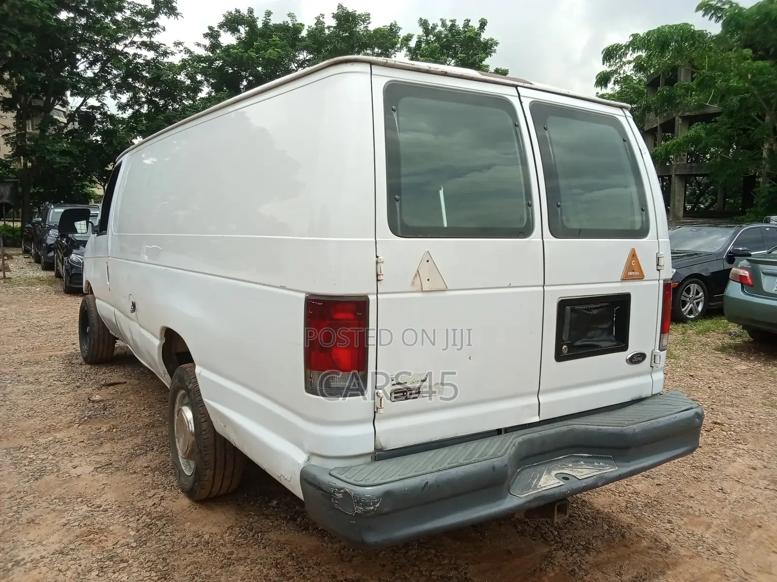 Ford Econoline 2003 White