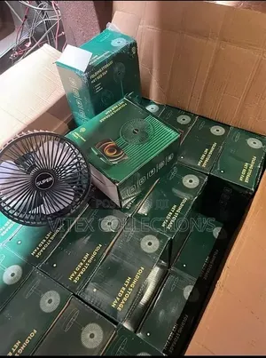 Foldable Green Fan