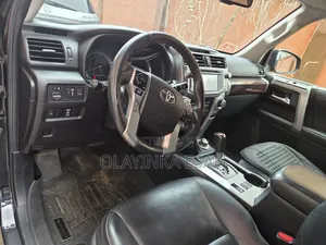 Toyota 4-Runner 2015 Black