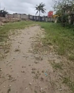 Gated Dry 1000sqm of Dry Land at Amuwo Odofin