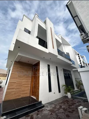 Furnished 5bdrm Duplex in Private Estate Lekki for sale