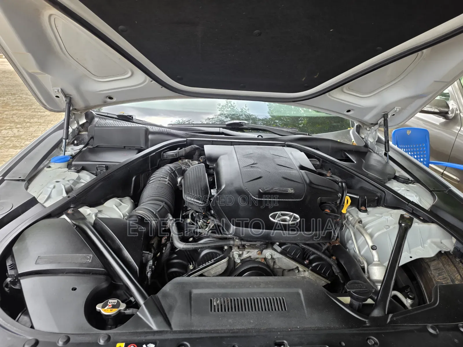 Genesis G90 2015 Silver