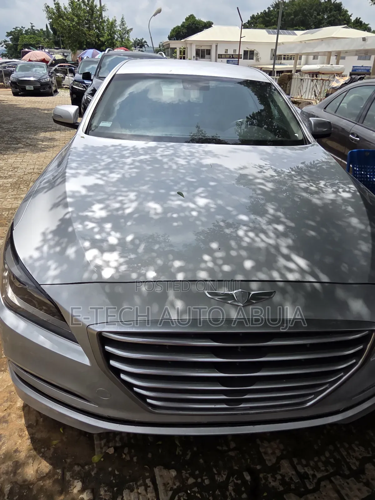 Genesis G90 2015 Silver