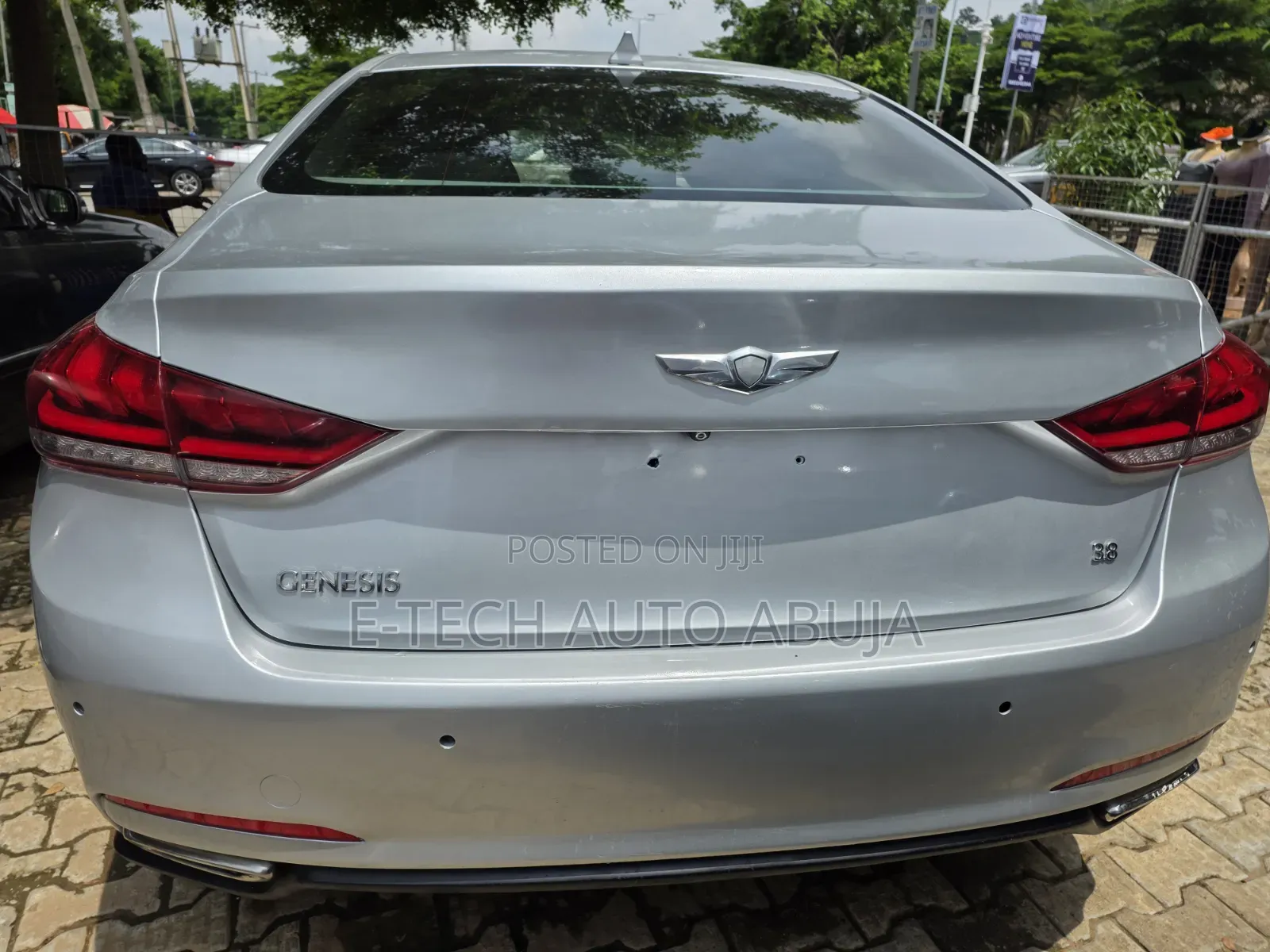 Genesis G90 2015 Silver