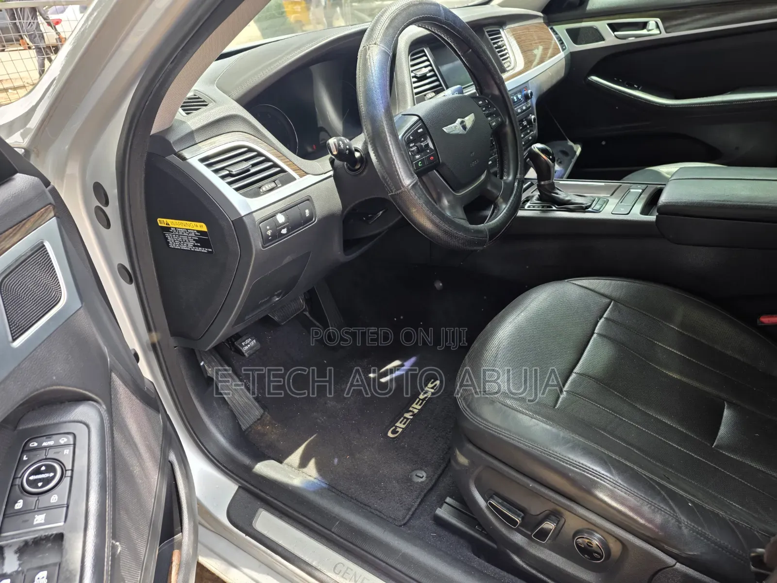 Genesis G90 2015 Silver