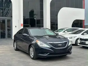 Hyundai Sonata GLS Sedan FWD (2.4L 4cyl 6A) 2012 Gray