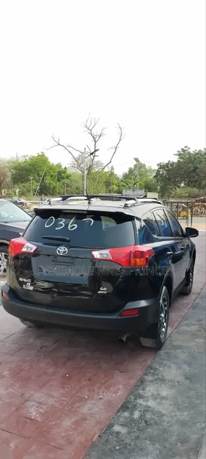 Toyota RAV4 LE 4dr SUV AWD (2.5L 4cyl 6A) 2014 Black