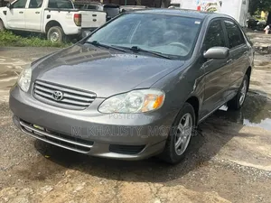Toyota Corolla 2005 Gray