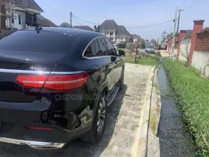 Mercedes-Benz GLE-Class GLE 400 4MATIC 2017 Black