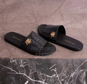 Palm Slippers