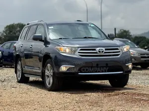Toyota Highlander Limited 3.5l 4WD 2013 Gray