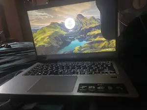 Laptop Acer Swift 3 8GB Intel Core i5 SSD 256GB