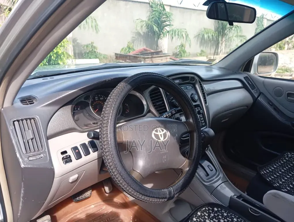 Toyota Highlander 2003 Silver