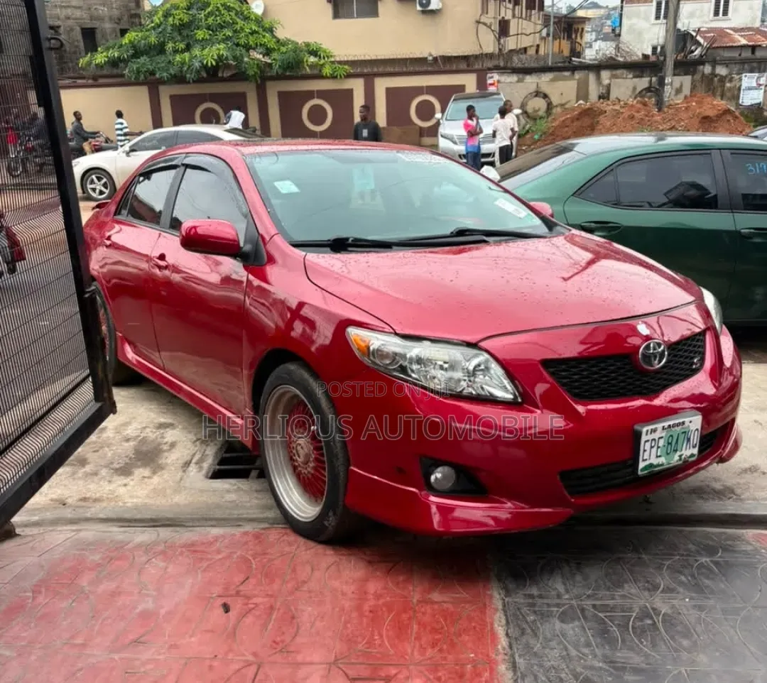 Toyota Corolla 2009 Red