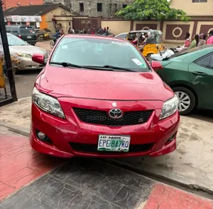 Toyota Corolla 2009 Red