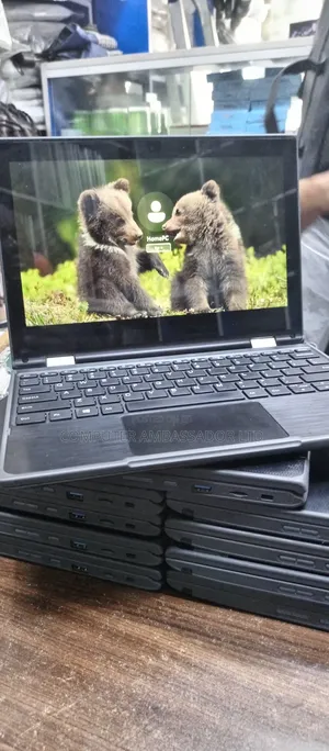 Laptop Lenovo 300e 4GB Intel SSD 128GB