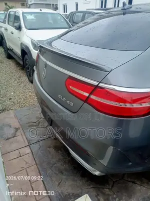 Mercedes-Benz GLE-Class 2017 Gray