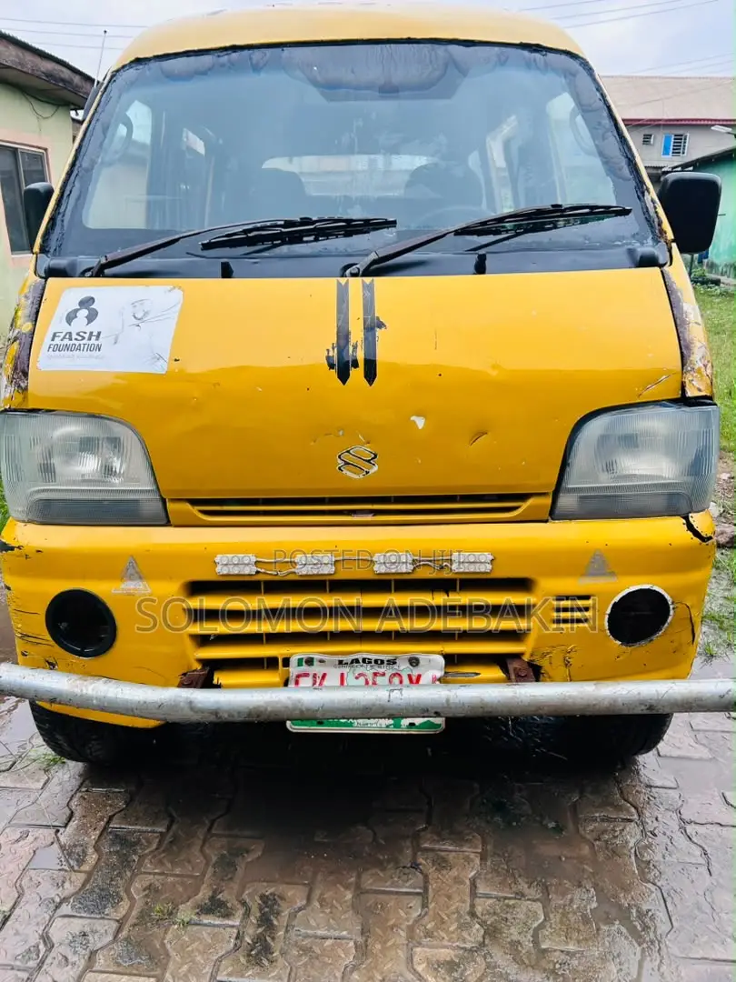 Suzuki APV Minibus 2008 Yellow