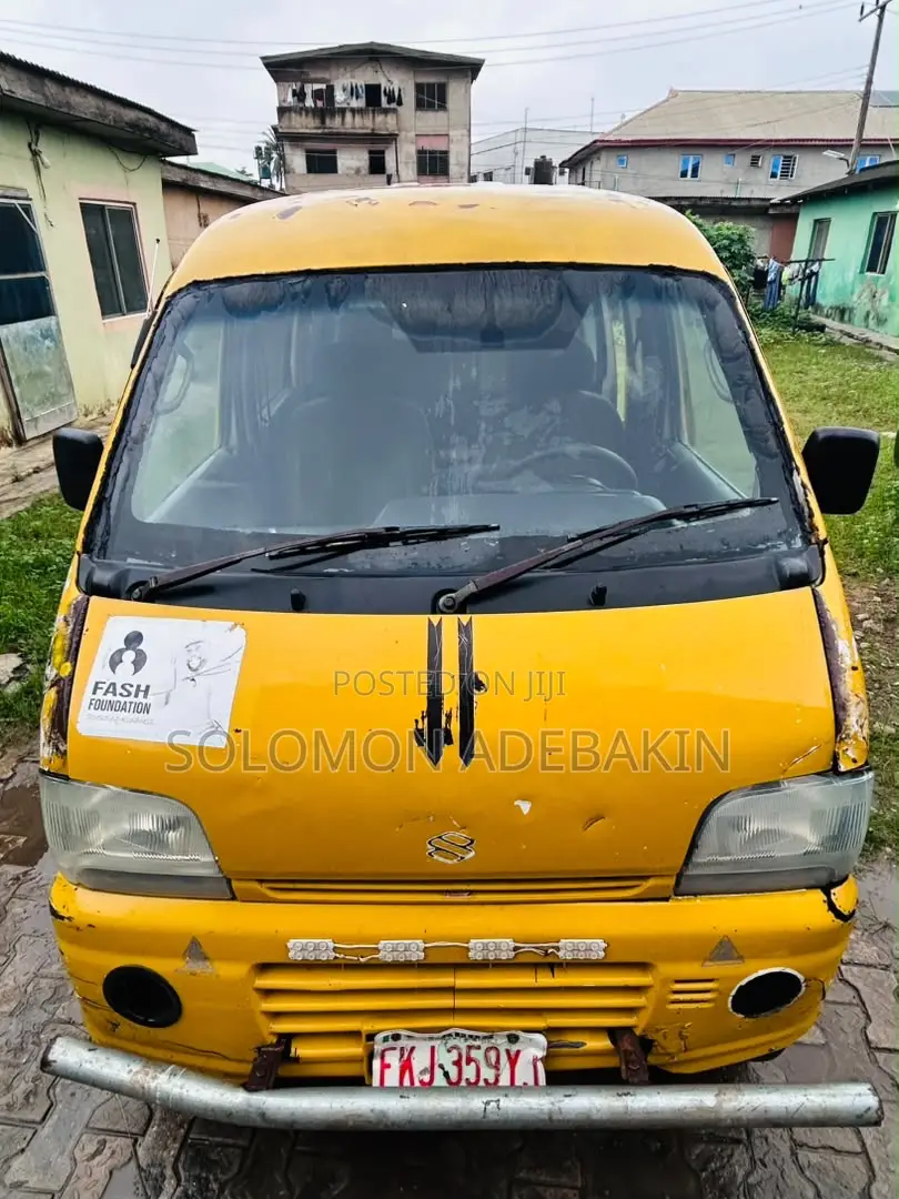 Suzuki APV Minibus 2008 Yellow