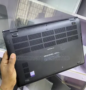Laptop Dell Latitude 5400 4GB Intel Core i7 SSD 256GB