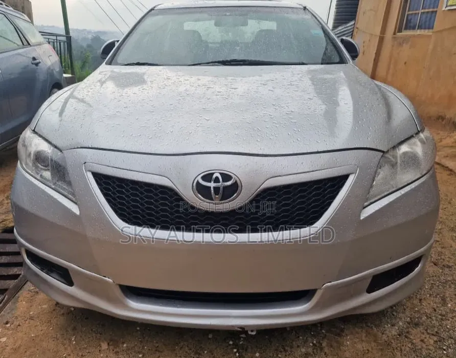 Toyota Camry SE V6 4dr Sedan (3.5L 6cyl 6AM) 2008 Silver