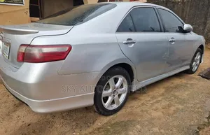 Toyota Camry SE V6 4dr Sedan (3.5L 6cyl 6AM) 2008 Silver