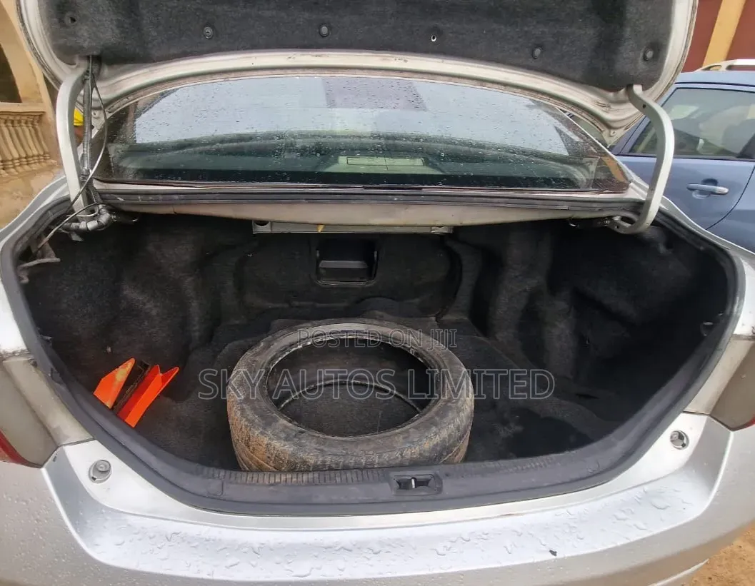 Toyota Camry SE V6 4dr Sedan (3.5L 6cyl 6AM) 2008 Silver