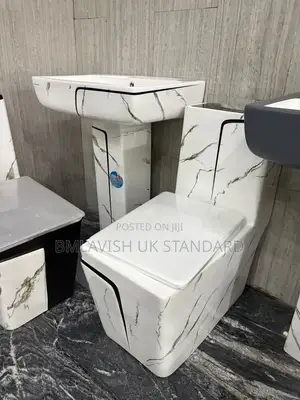 England Luxury Marble-Designed Water Closet
