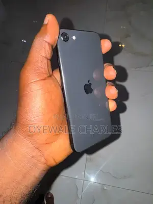 Apple iPhone SE (2020) 64 GB Gray