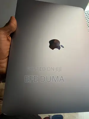 Laptop Apple MacBook Air 2022 M2 8GB Apple M2 SSD 256GB
