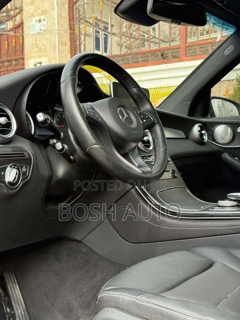 Mercedes-Benz GLC-Class 2017 Silver