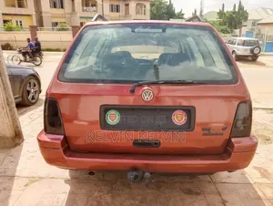 Volkswagen Golf 2002 Red
