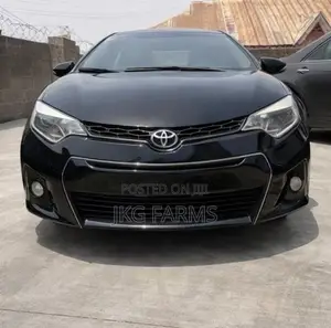 Toyota Corolla LE Eco 4dr Sedan (1.8L 4cyl CVT) 2016 Black