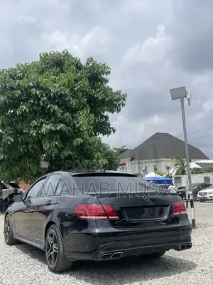 Mercedes-Benz E400 2016 Black
