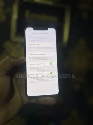 Apple iPhone 11 Pro Max 64 GB Green