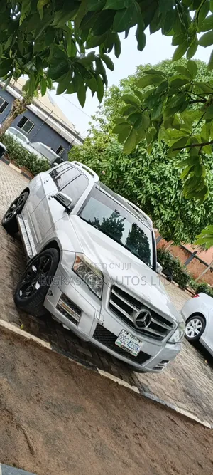 Mercedes-Benz GLK-Class 2012 Silver