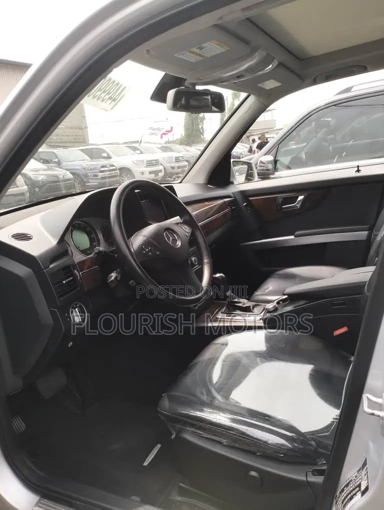 Mercedes-Benz GLK-Class 350 4MATIC 2010 Silver