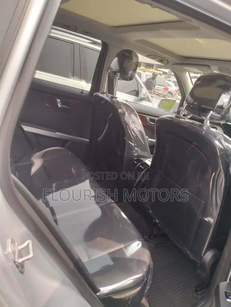 Mercedes-Benz GLK-Class 350 4MATIC 2010 Silver