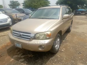 Toyota Highlander V6 2007 Gold