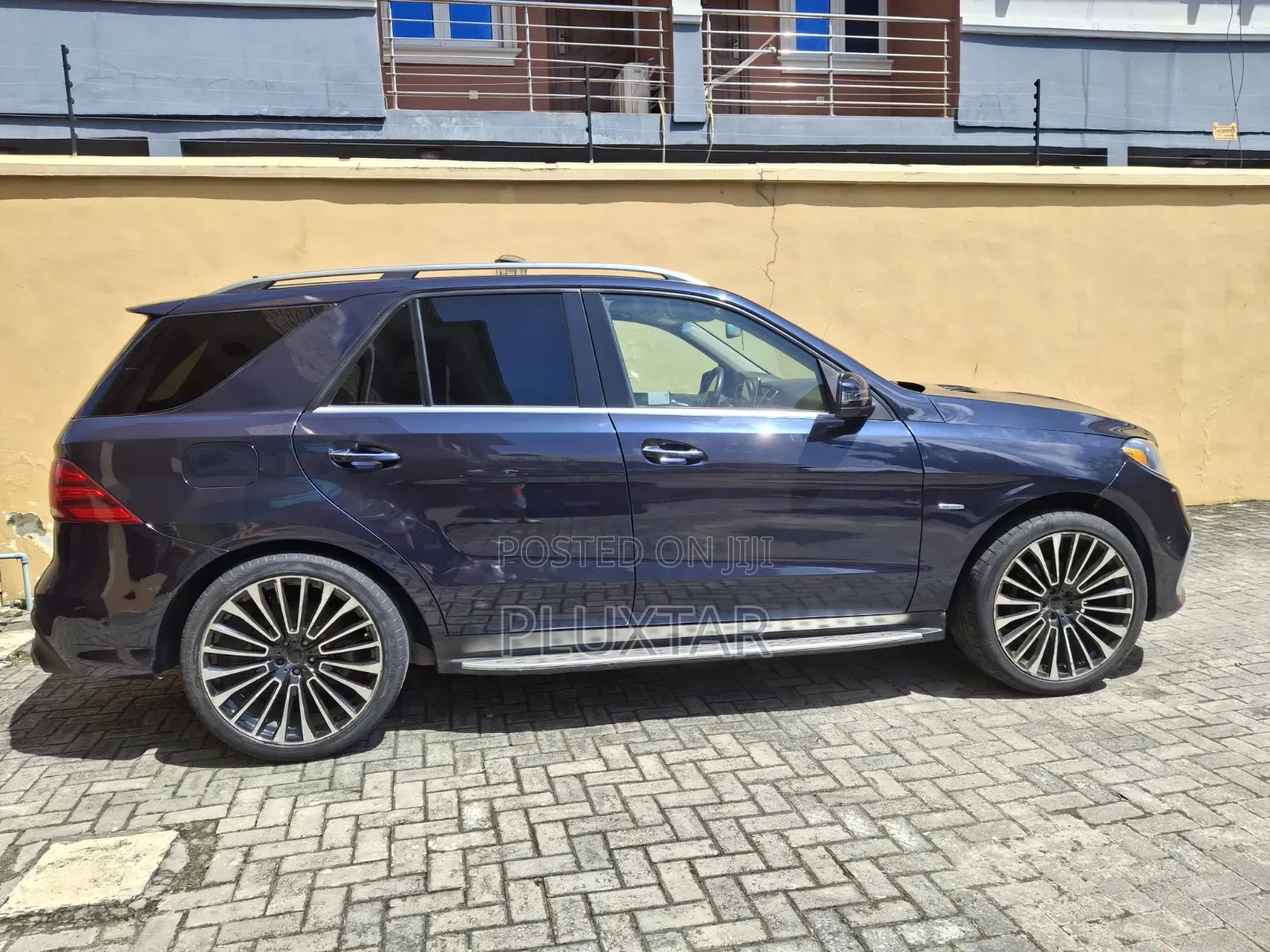 Mercedes-Benz M Class 2012 Blue