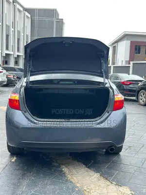 Toyota Corolla 2015 Gray