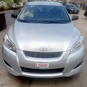 Toyota Matrix 2010 Silver