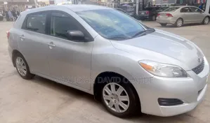 Toyota Matrix 2010 Silver