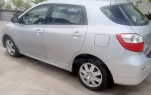 Toyota Matrix 2010 Silver