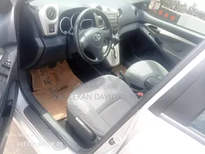 Toyota Matrix 2010 Silver