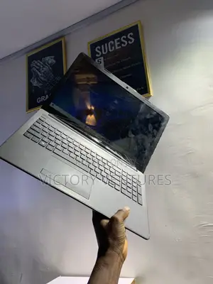 Laptop HP 255 G8 4GB AMD SSD 128GB